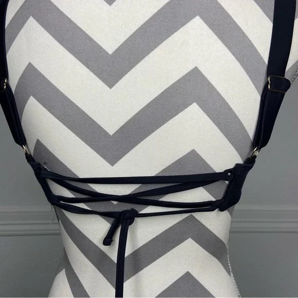 Victoria’s Secret Swim Black Full Coverage Bikini Top Size 34C NWT - Picture 9 of 11